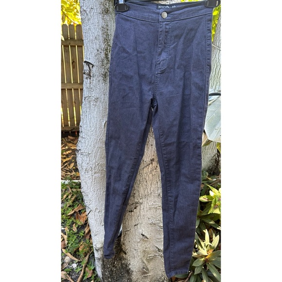 Jeans - Picture 3 of 3